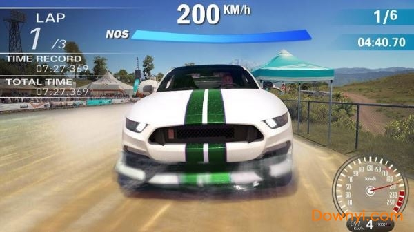 疯狂的赛车3d游戏(crazy racing car 3d) 截图0